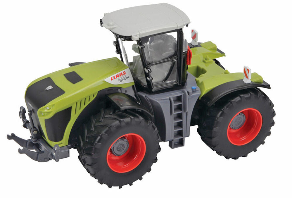 Claas xerion 5000 4WD tractor