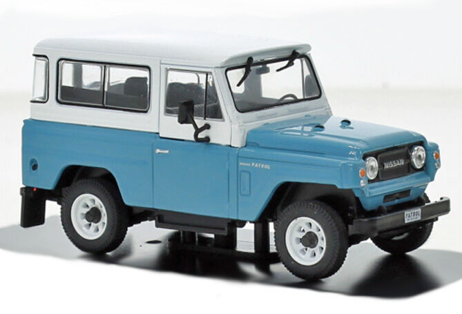 Nissan patrol 300 H-60 4WD wagon 1970 blue/white