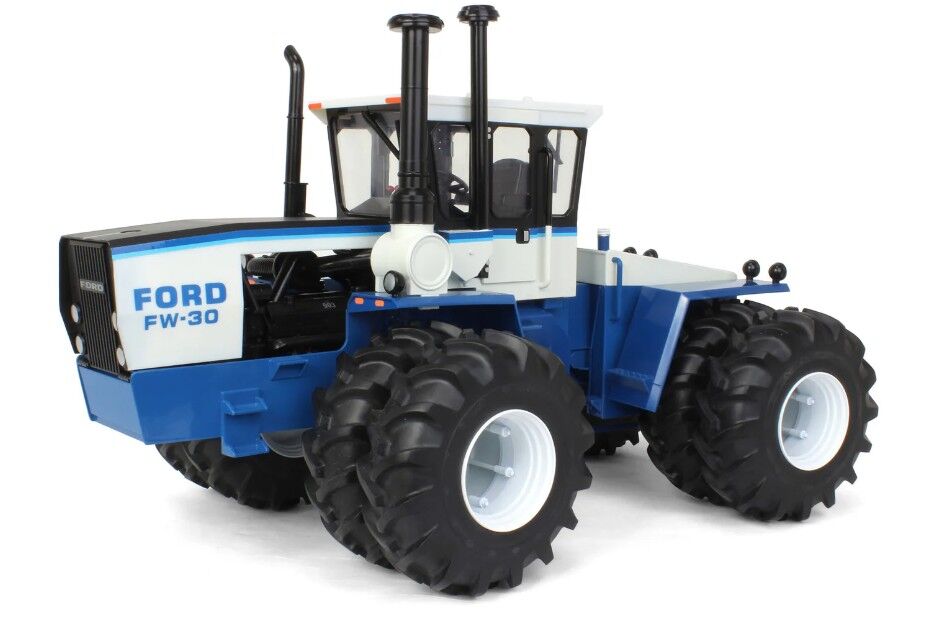 116 Ford FW30 4WD with Duals Toy Tractor Times 41st Anniversary ERTL Prestige Collection scale model by Collector Models