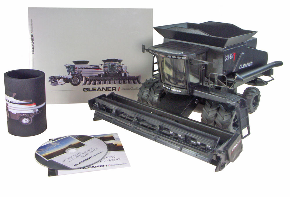 AGCO GLEANER SUPER 7 HEADER Black Stealth Prototype Very Rare scale model by Collector Models