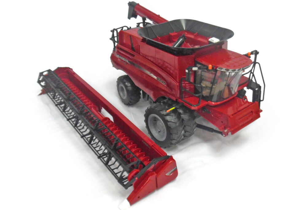 CASEIH 8240 AFS HEADER on DUALS  Big Farm Series  this is a big model scale model by Collector Models