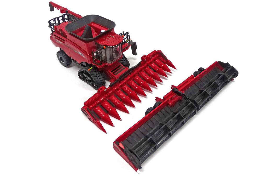 CASEIH 8250 HEADER with 40ft DRAPER FRONT + 12 ROW CORN FRONT  Special Edn scale model by Collector Models
