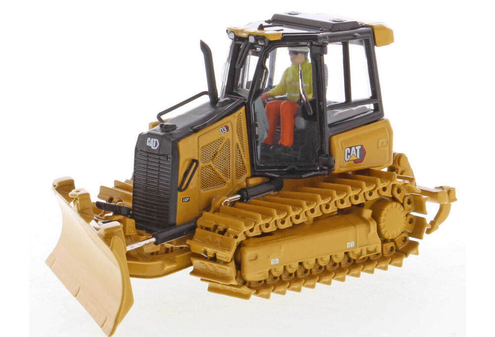 CATERPILLAR D3 DOZER with THREE TYNE RIPPER   Highly detailed model scale model by Collector Models