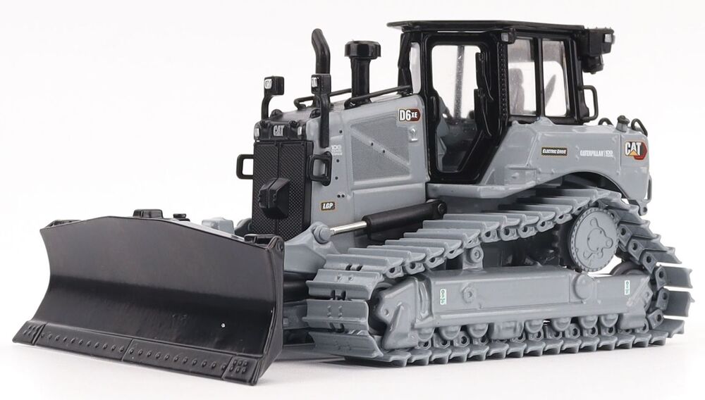 D6 XE LGP Track Type Dozer scale model by Collector Models