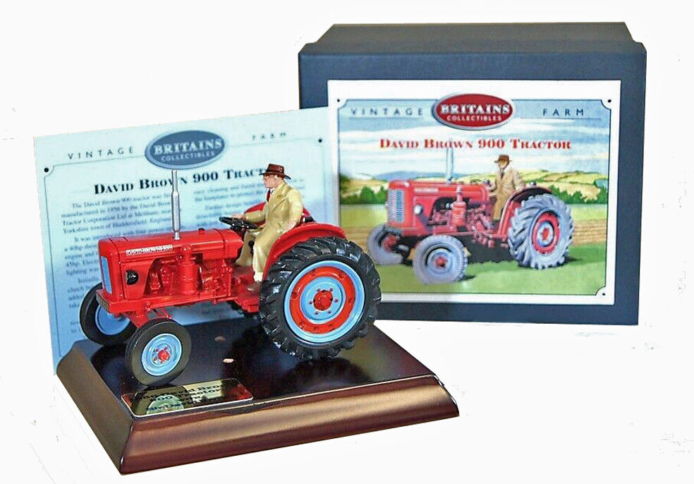DAVID BROWN 900 with David Brown as driver  premium boxed Vintage Farm series scale model by Collector Models