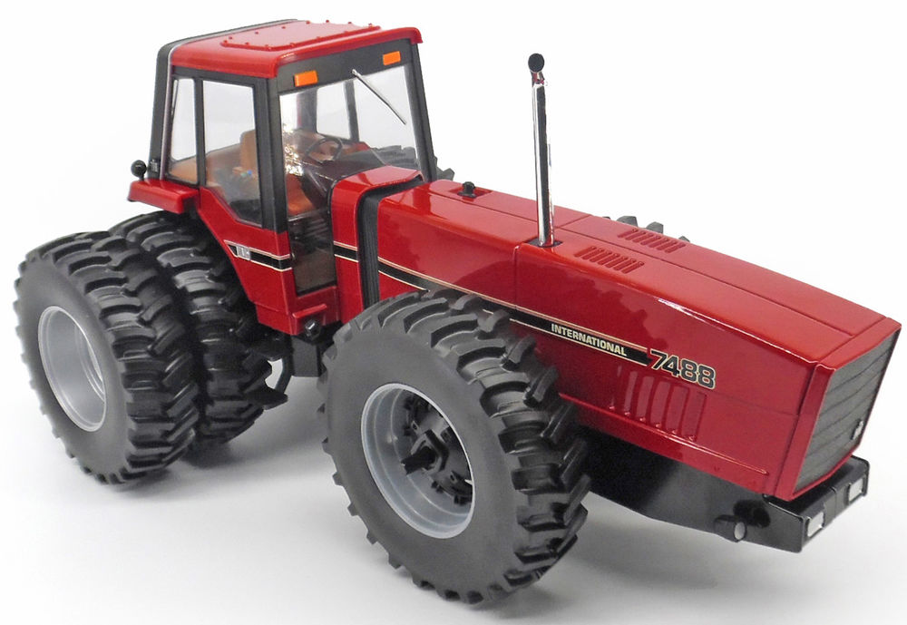 IH 7488 2+2 SNOOPY TRACTOR with rear duals   Prestige Edition scale model by Collector Models