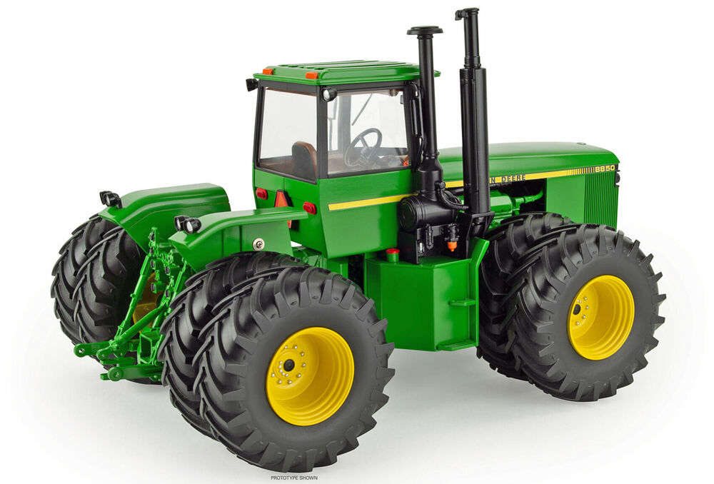 JOHN DEERE 8850 4WD TRACTOR on DUALS  Prestige Select series scale model by Collector Models