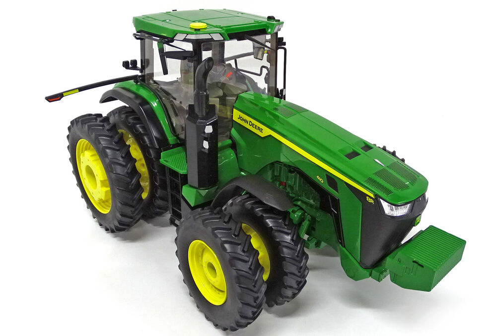 JOHN DEERE 8R 410 TRACTOR with Frt + Rr DUALS  Prestige edition scale model by Collector Models