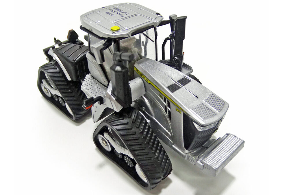 JOHN DEERE 9RX 640 TRACKED TRACTOR  Special Silver 2022 Farm Show Edition scale model by Collector Models