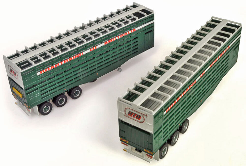 MACK SUPERLINER ROAD TRAIN CATTLE TRUCK with 2 TRAILERS  bluewhite scale model by Collector Models