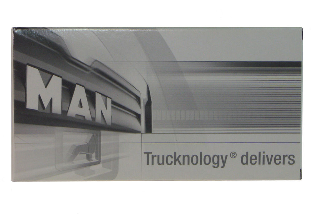 MAN TGL TILT BED ROLL BACK TOW TRUCK  Very Detailed scale model by Collector Models