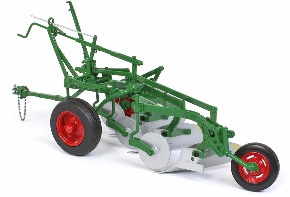 OLIVER 3 FURROW MOULDBOARD PLOUGH on Rubber tyres   High Detail scale model by Collector Models