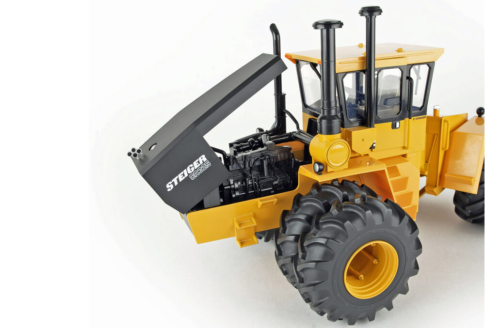 STEIGER SERIES III CA325 4WD on DUALS  Industrial yellow  Prestige Series scale model by Collector Models