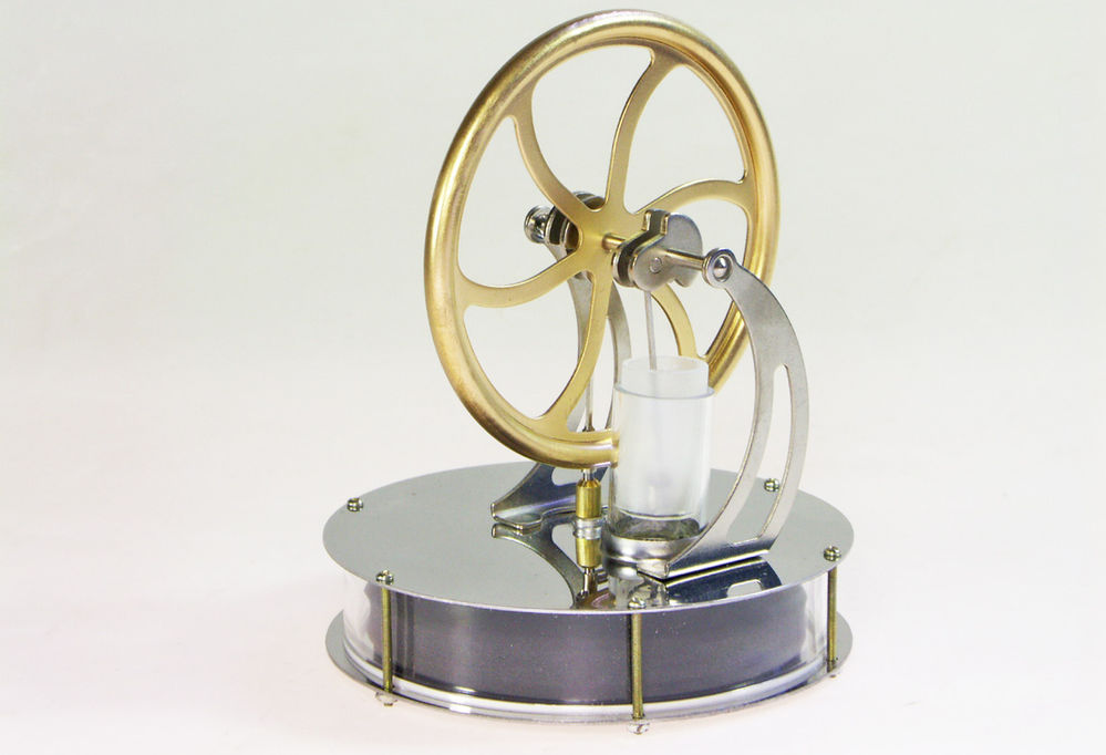 STERLING CYCLE HOT AIR ENGINE great for educational use scale model by Collector Models