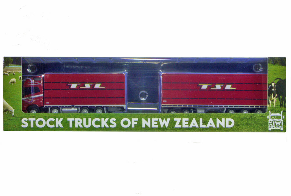 VOLVO FH16 700 LIVESTOCK TRUCK with 5 axle LIVESTOCK TRAILER scale model by Collector Models