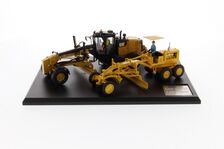 12 & 12M3 Motor Grader - Evolution Series