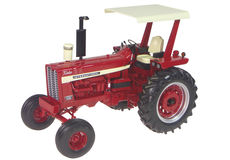 IH 1456 TRACTOR   PRECISION KEY No 8