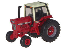 IH 1486 TRACTOR