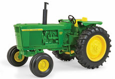JOHN DEERE 4520 TRACTOR