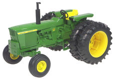 JOHN DEERE 4620 TRACTOR (1971) with duals