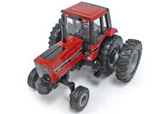 IH 5288 TRACTOR with DUALS