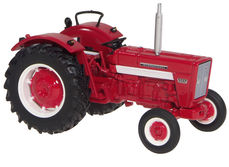 IH 624 TRACTOR  (1968)