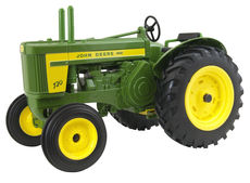 JOHN DEERE 720 TRACTOR with wide front axle