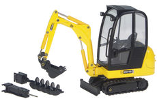 JCB 8016 MINI EXCAVATOR with 3 TOOLS (bucket, hammer, auger)