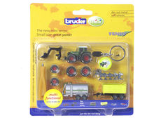 FENDT 930 TRACTOR and IMPLEMENT SET  (key ring)