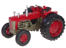 MASSEY FERGUSON 98 TRACTOR with GM 3-71 DIESEL ENGINE   High detail