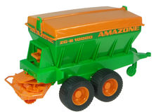 AMAZONE TRAILING SUPER SPREADER for BR tractors