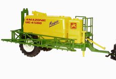 AMAZONE UG-4500 TRAILING BOOM SPRAY