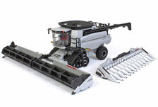 CASE/IH 8250 HEADER with 40ft DRAPER FRONT & 12 ROW CORN FRONT  Silver Edn.