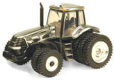 CASE/IH MAGNUM 305 TRACTOR w/  Rr triples & Frt duals Silver 25th Anniv.