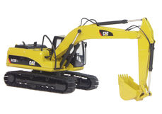 CATERPILLAR 323D L EXCAVATOR