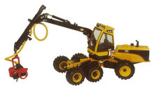 CATERPILLAR 580B TREE HARVESTER w/ HH65 CUTTER HEAD