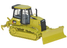 CATERPILLAR D6K XL BULLDOZER with RIPPERS