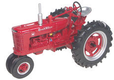 IH FARMALL M TRACTOR