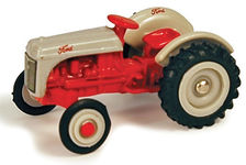 FORD 8N (Ford/Fergie) TRACTOR  (no box)