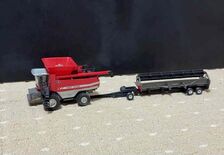 GREEN 30 FT COMB TRAILER 