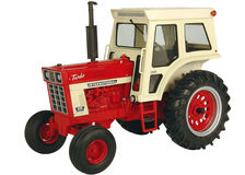 IH 1066 TRACTOR with CAB   Dealer Edition
