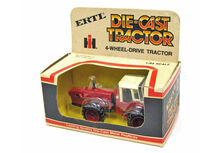 IH 3588 SNOOPY 4WD TRACTOR