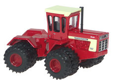 IH 4366 4WD TRACTOR with DUALS (red cab)