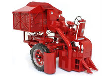 IH FARMALL SUPER M with IH No. 314 MOUNTED COTTON PICKER (resin)