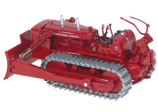 IH TD24 BULLDOZER  (very detailed)