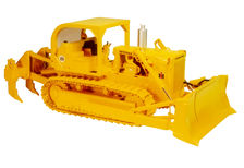 IH TD25 DOZER with REAR RIPPERS (very detailed)