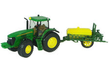 JOHN DEERE 7720 MFWD TRACTOR with BOOM SPRAY (shelf worn box)