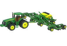 JOHN DEERE 8220 TRACTOR with 1990CCS AIR SEEDER