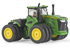 JOHN DEERE 9570R 4WD TRACTOR with TRIPLE WHEELS