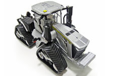 JOHN DEERE 9RX 640 TRACKED TRACTOR  Special Silver 2022 Farm Show Edition